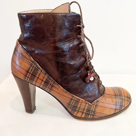 Kendo Tartan Heeled Ankle Boots - Picture 8 of 16